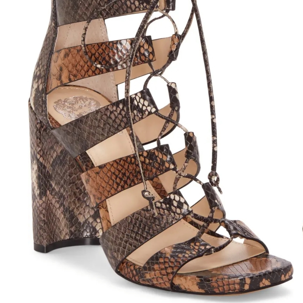 WOMEN'S VINCE CAMUTO PHANDRAS SIZE 9M
